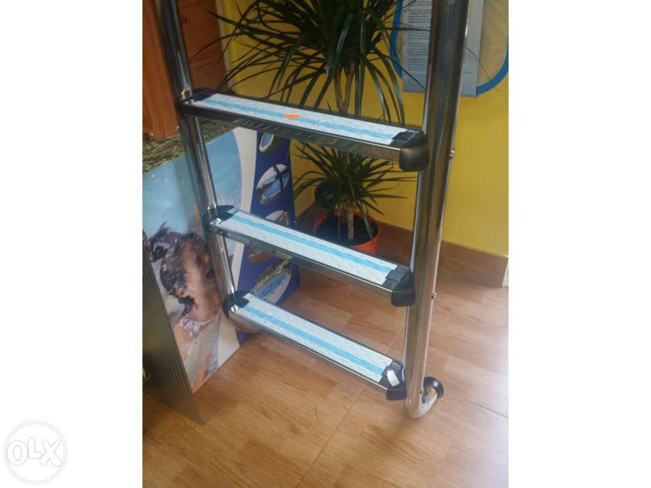 Escadas em inox Novas - 3 degraus e 4 degraus para piscinas