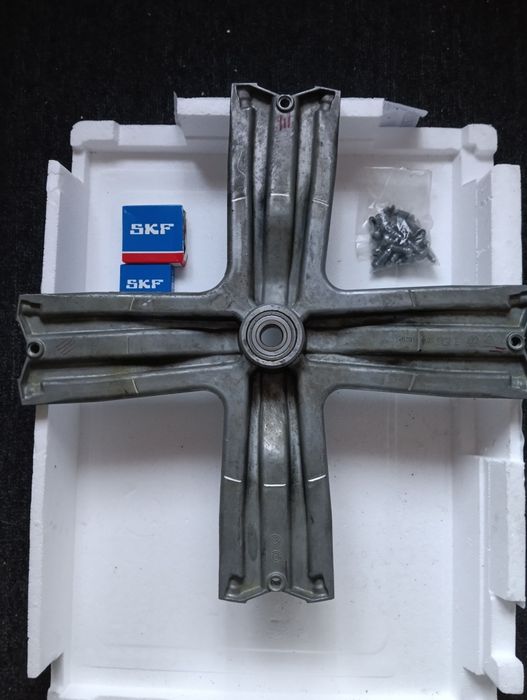 Крестовина indesit wisl 85x