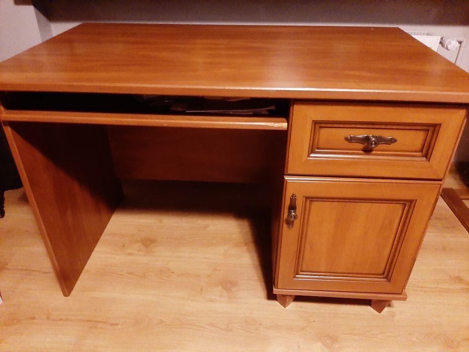 Sprzedam biurko tanio