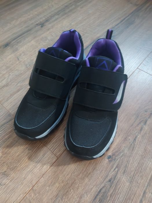 Buty sportowe, adidasy wkładka 26cm