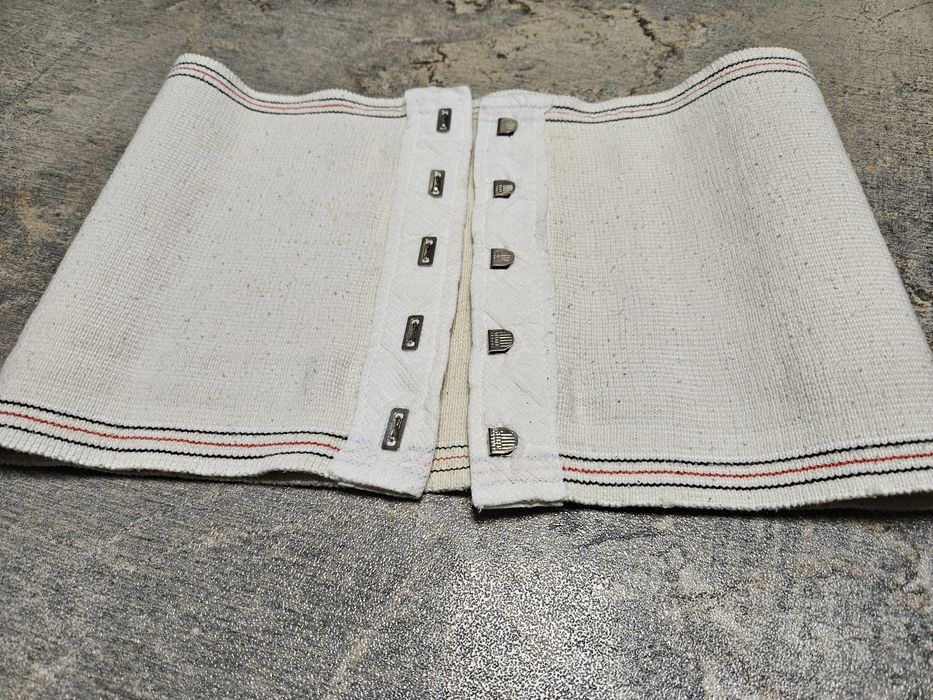 Pas sciskajacy  uniwersalny