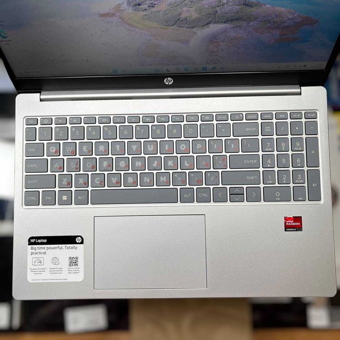 Ноутбук HP 15-fc0093dx/ 15.6" Full HD/ Ryzen 5  - 7520U/ 16 GB ОЗУ