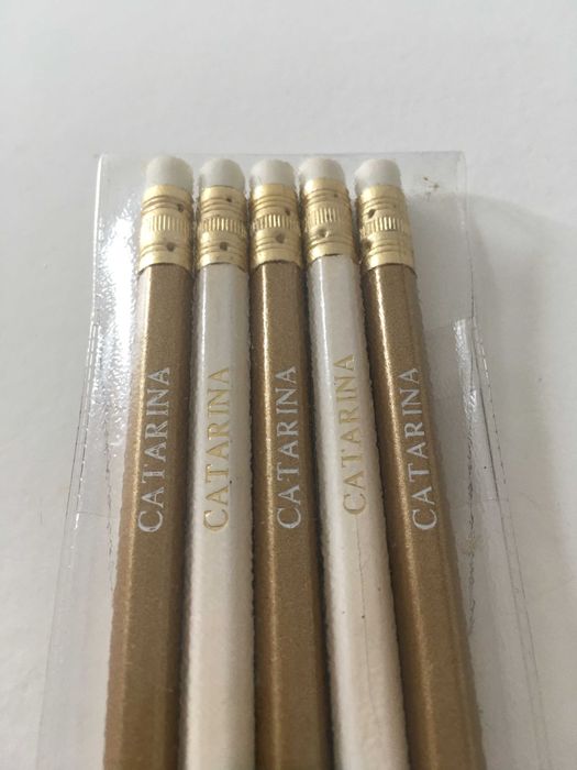 Conjunto de 5 lápis novos, nunca usados