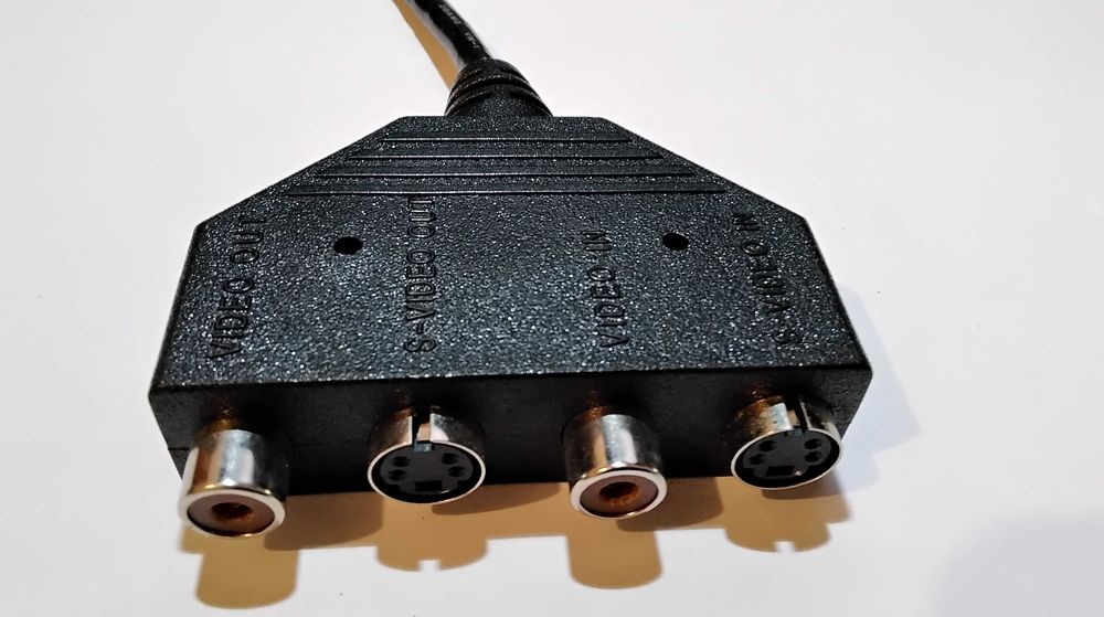 HUB SVHS-7 para SVHS-4 e Vídeo Composto (conversor) (novos)