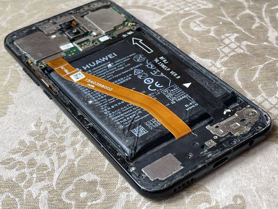 Huawei Mate 20 Lite, 4/64, android 10, NFC