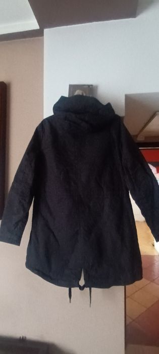 Czarna kurtka "parka" Adidas z kapturem