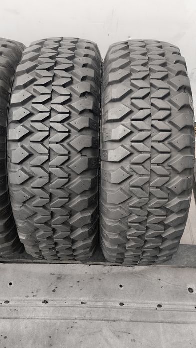 Продам шини 31*10,50R15