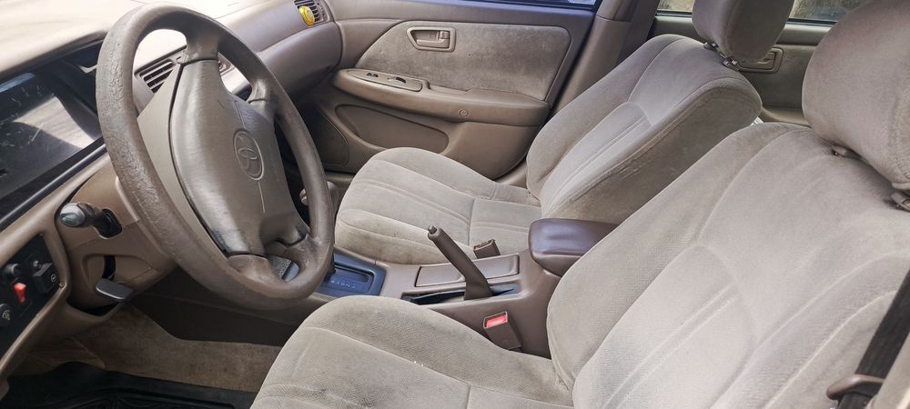 Toyota Camry газ, автомат