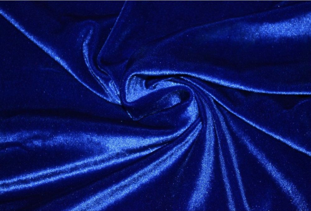 Оксамит. Колір синій. Погон 1,5 метра. 240г/м2