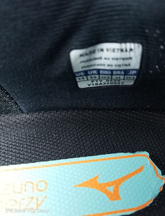 Mizuno wave lightning z8 (42,5  27,5 см)