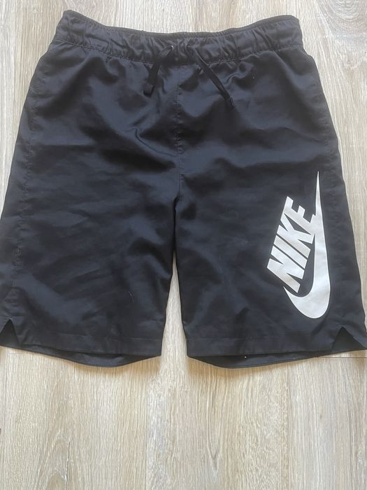 Шорти найк в ідеальному стані без дефектів