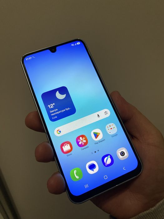 Смартфон Samsung Galaxy A17 4/128 ГБ, блакитний