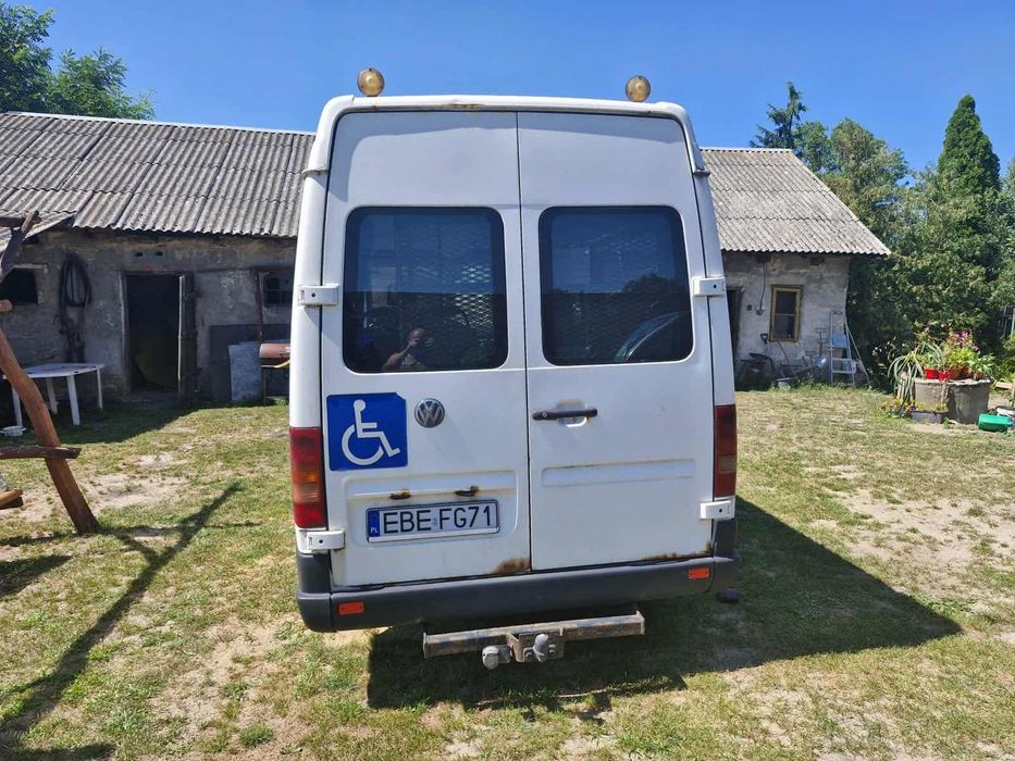 VW Lt 28 2,5 SDI do przewozu osób niepełnosprawnych.