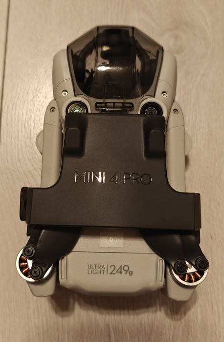 DJI mini 4 pro zestaw  Fly  More Combo + akcesoria