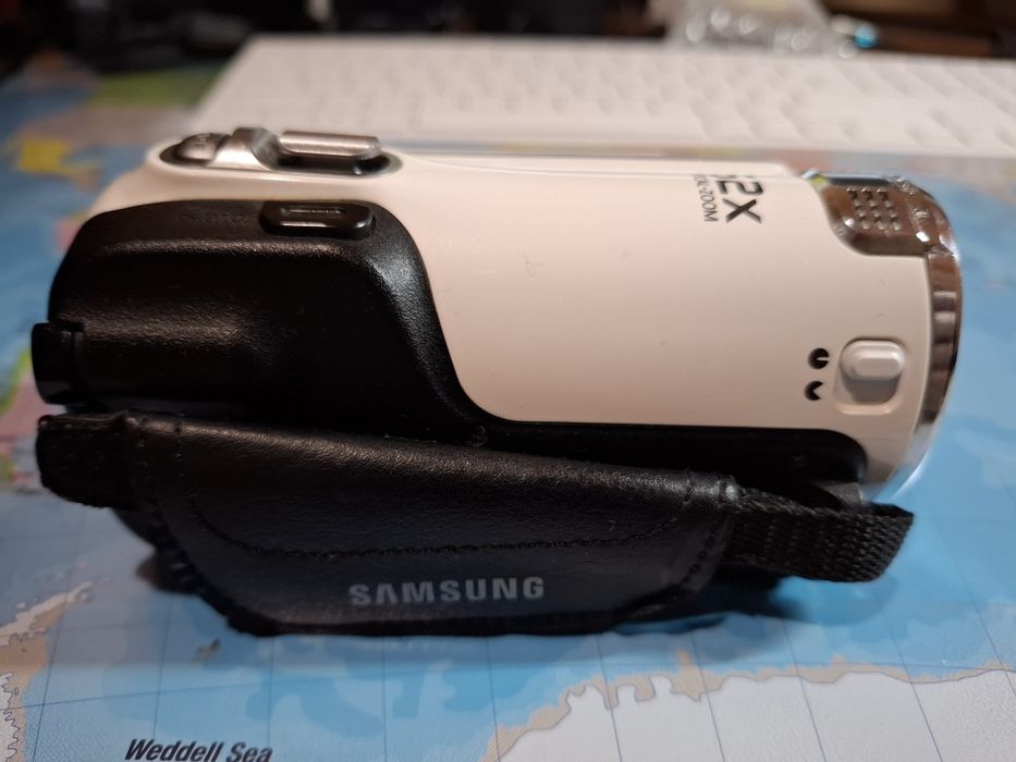 Kamera Samsung HMX-F90