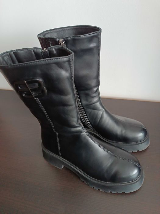 Жіночі зимові чоботи