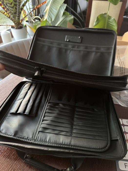 ognioodporny organizer na dokumenty typu harmonijka z twardą skorupą