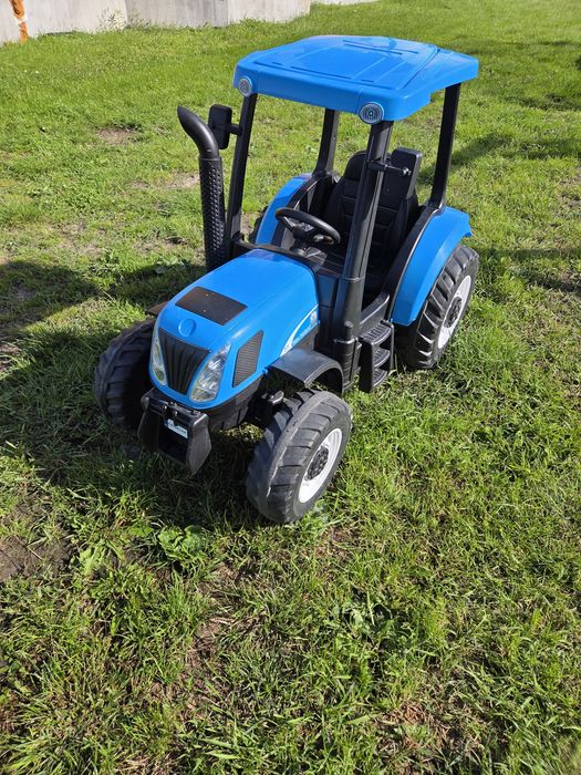 Sprzedam traktor  na akumulator