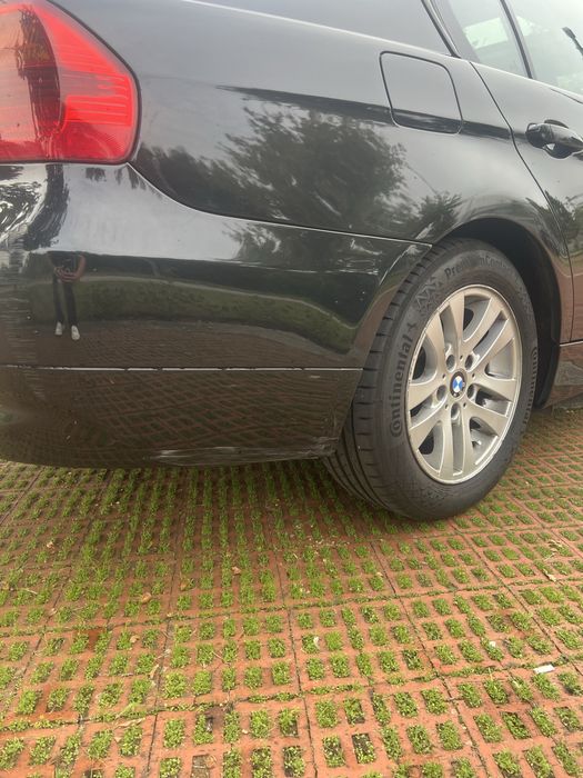 BMW E90 318D 2008