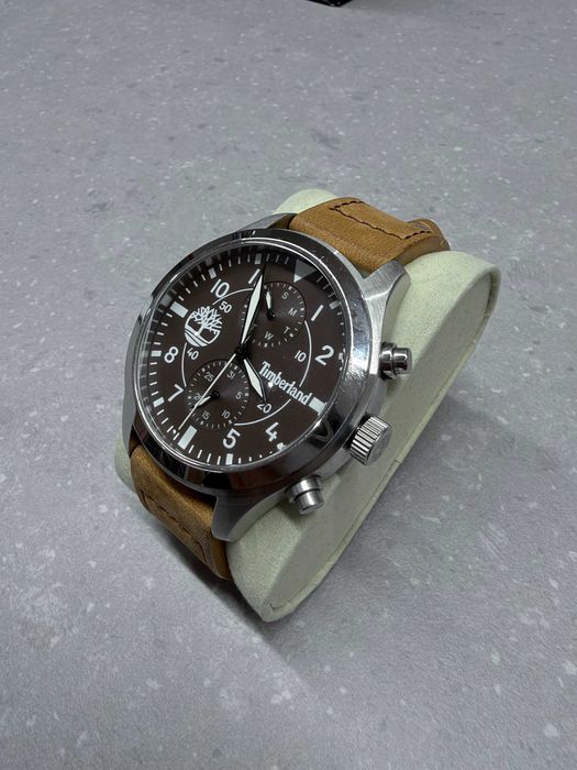 Relógio Timberland Masculino - Mostrador Escuro e Bracelete em Pele