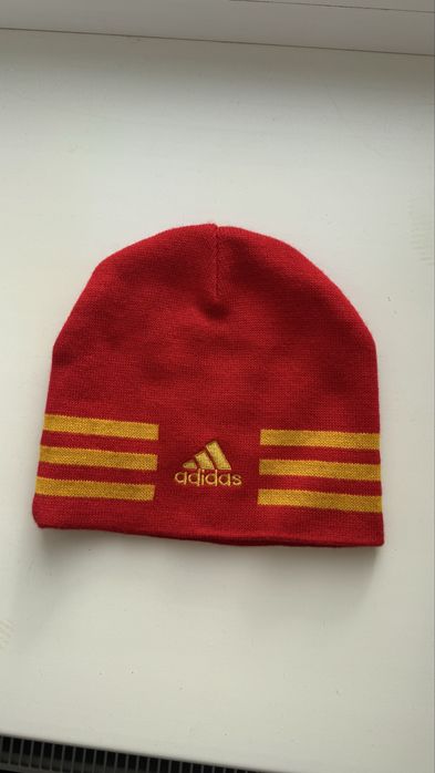 Шапка Adidas , нова