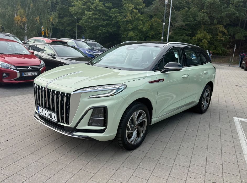 Hongqi HS3 1.5T FWD 156KM