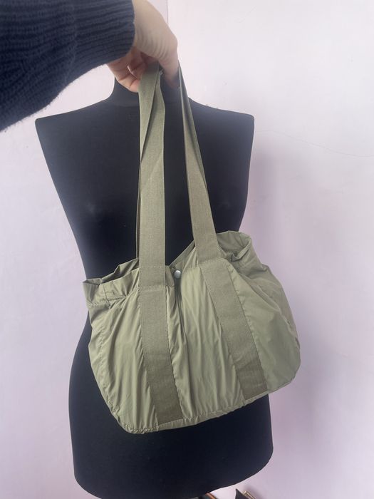 легесенький плащ дождевик от Zara