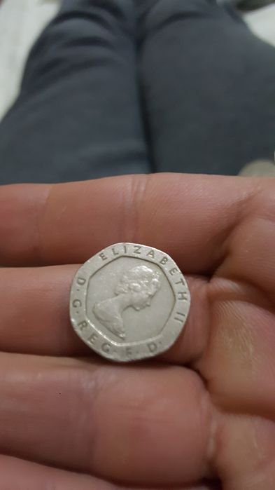 vendo essas moedas de 1982 ,1983, 1997,2008,2010,2014