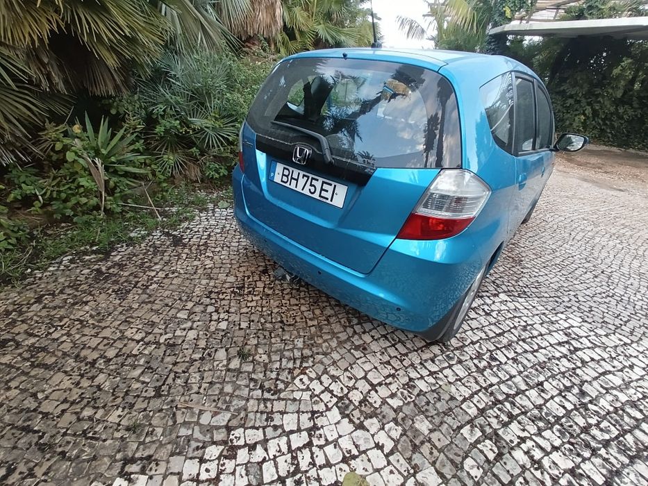 Honda Jazz gasolina engate reboque