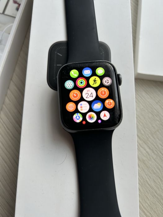 Apple watch series 5 44mm