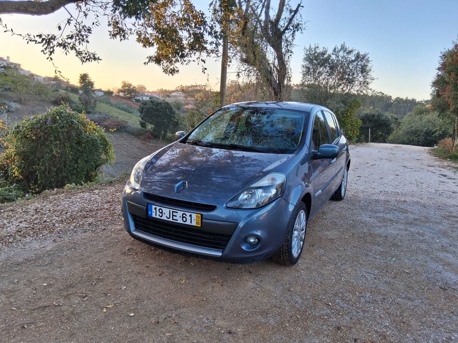 Renault clio c/ 140.623 Km de Maio 2010