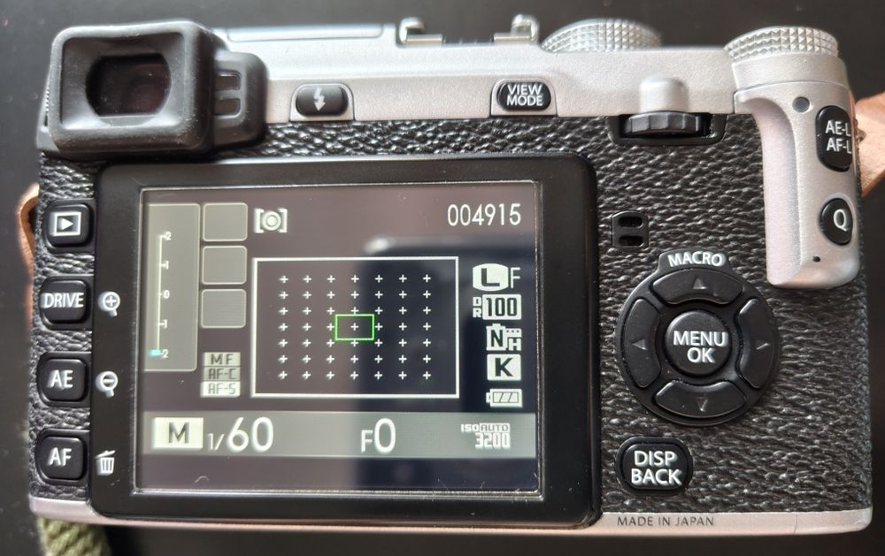 Máquina Fotográfica Mirrorless Fujifilm X-E1-Corpo