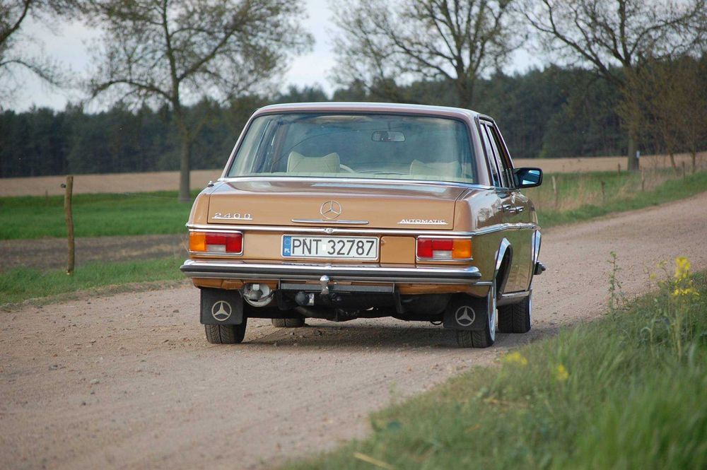Auto do ślubu - Złoty Mercedes W115