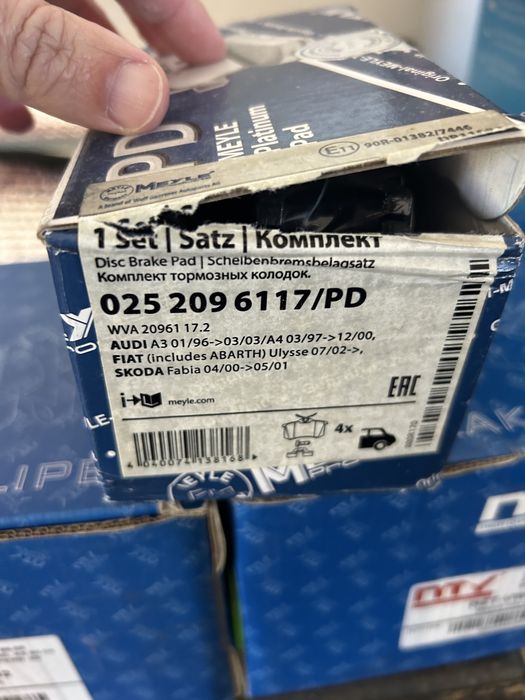 Pastilhas de travão de disco Meyle 025.209.6117/PD Audi / VW / Skoda