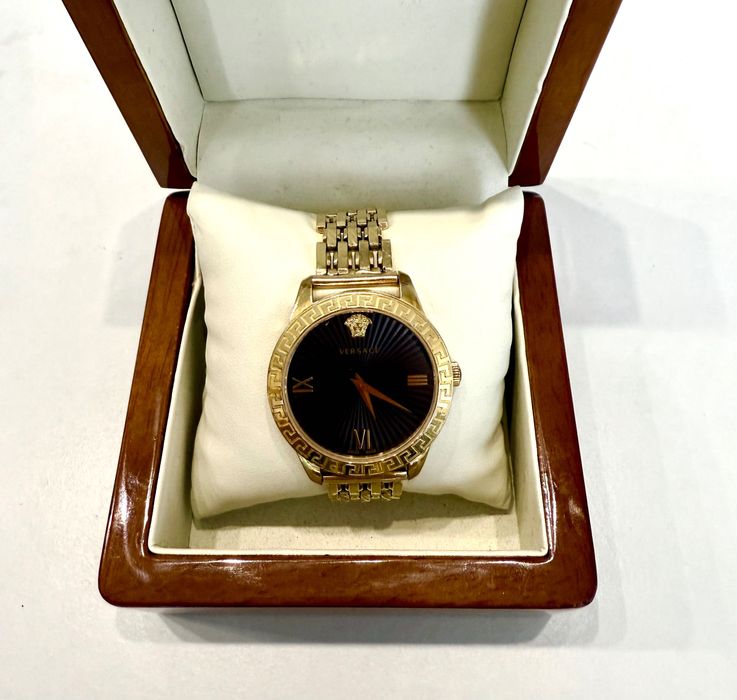 Zegarek Varsace ze złotą bransoletą p. 585