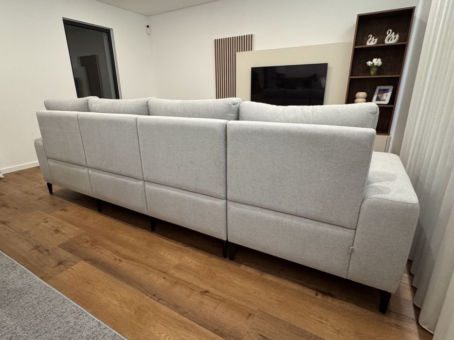 Sofa semi novo Chaise Lisbon 3 lugares + chaise (Fil)