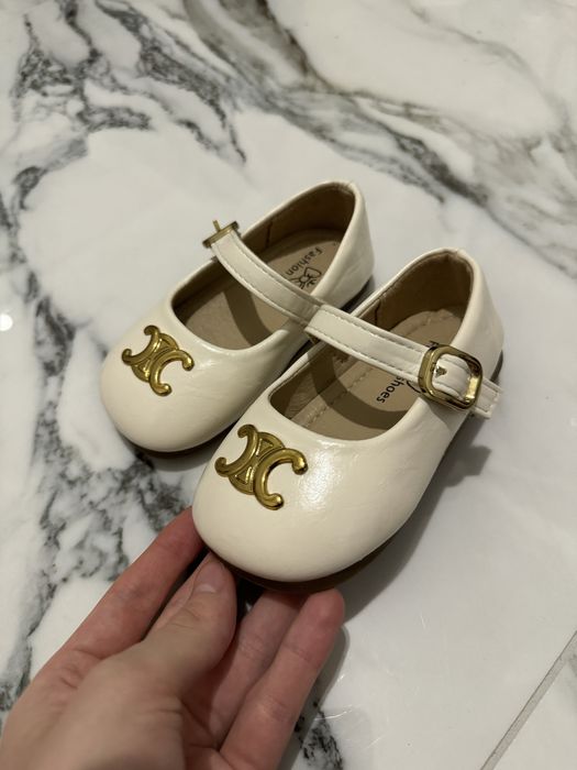 Дитячі туфлі 22 розмір