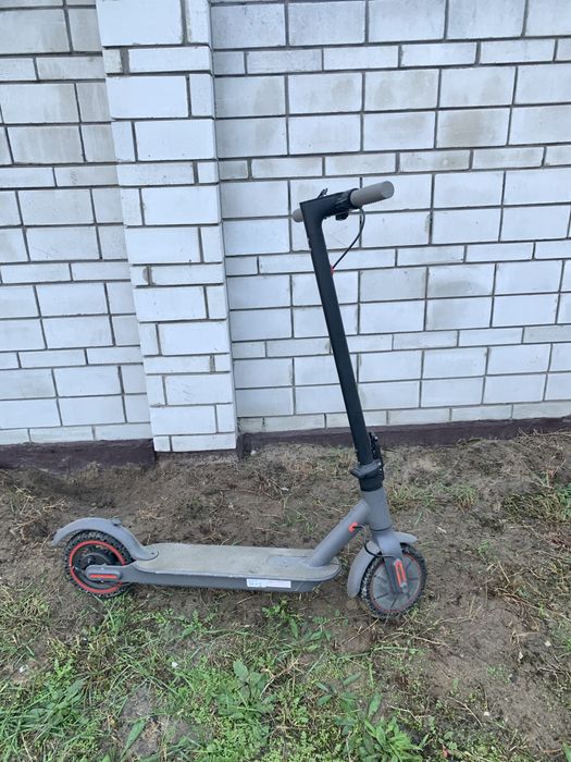 Електро самокат максимальна швиткість 25 км