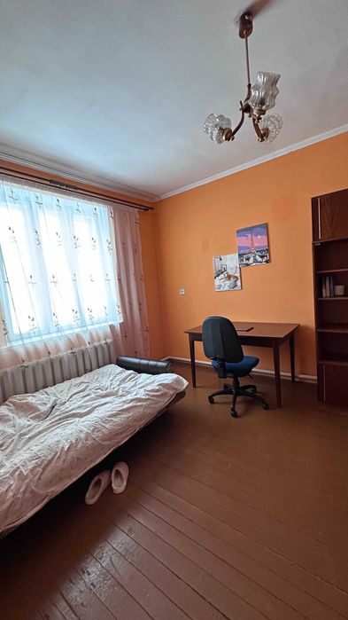 Довгострокова оренда кімнат у будинку в Рудно, Шевченка (біля зупинки)