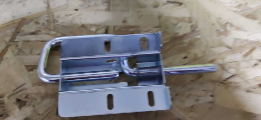 Rygiel do zamknięcia bramy, zasuwa