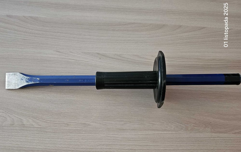 Dłuto wąskie płaskie do betonu i tynku