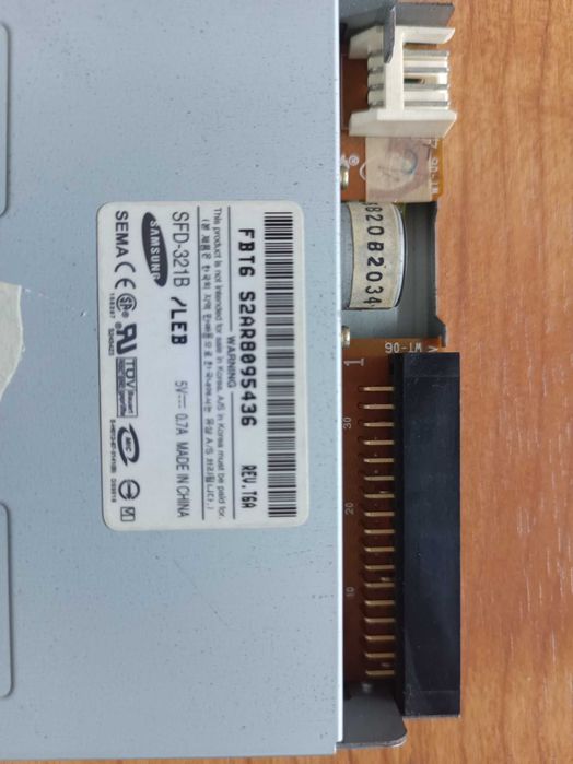 Drive de Disquetes Samsung SFD-321B