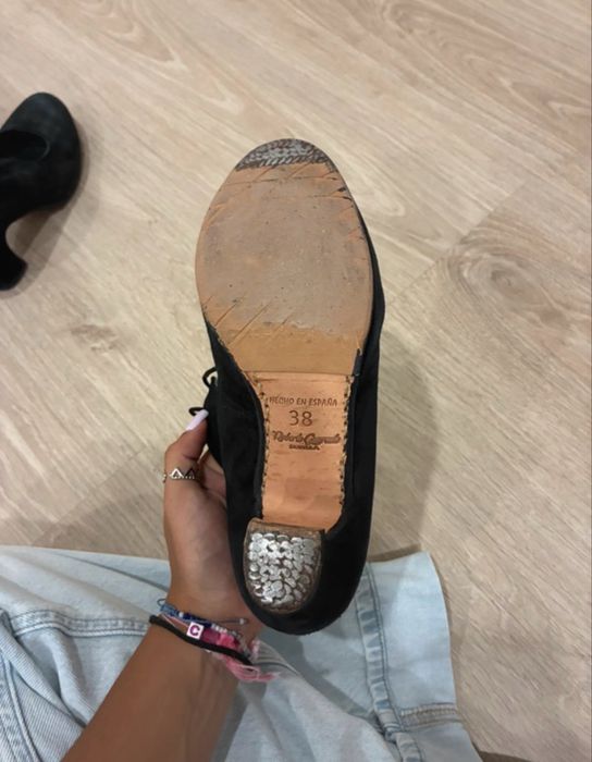 Sapatos de Sevilhanas- Roberto Garrudo