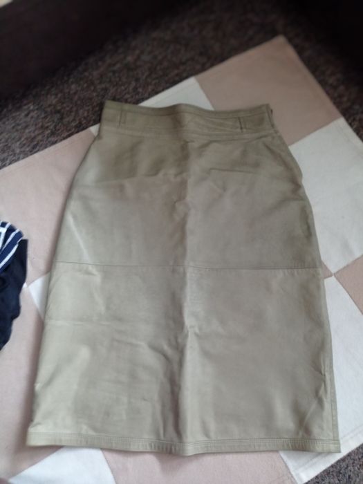 Skórzana spódnica s