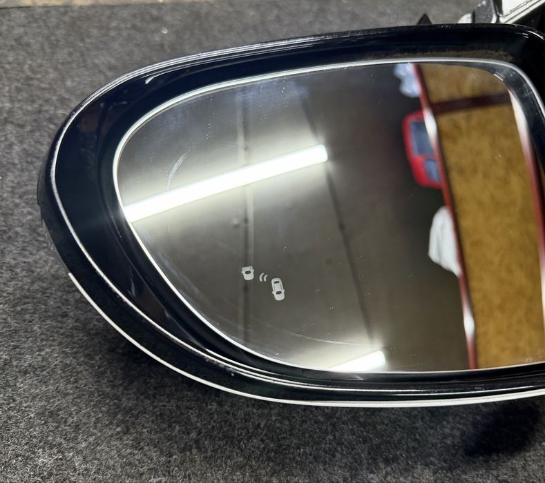 Дзеркало Hyundai Santa Fe 4 2018-2021 10pin