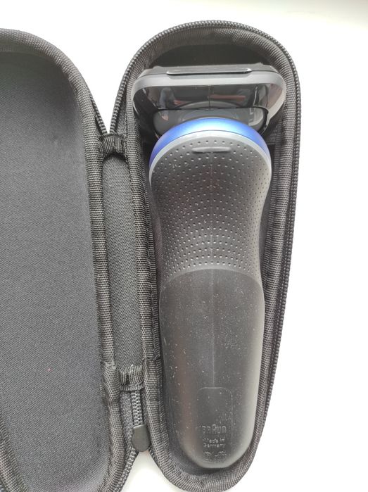 Мужская электробритва Braun Series 6 6072cc