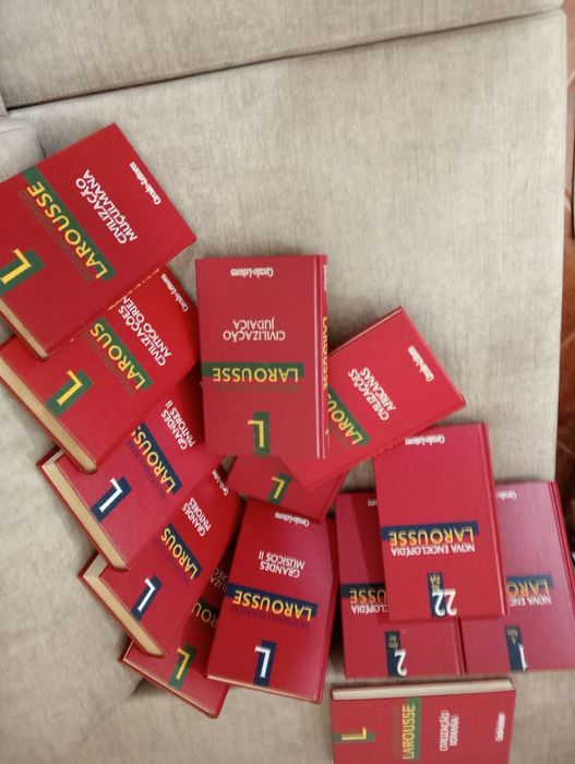 22 Enciclopedias seleção larousse