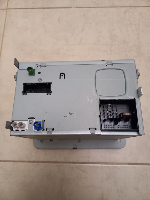 Штатна оригінальна магнітола Volkswagen RNS 315 NAR