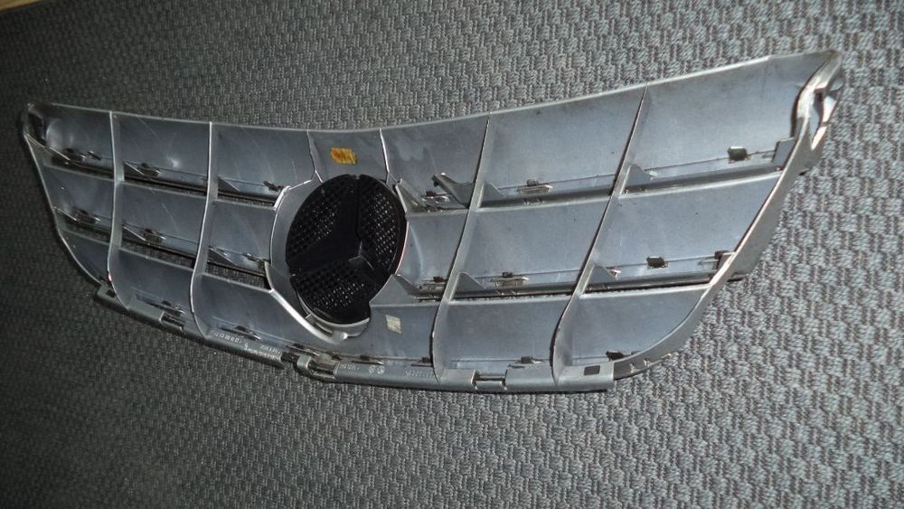 Grelha Mercedes class B ano 2010 original ref ,A 169 880 08 83