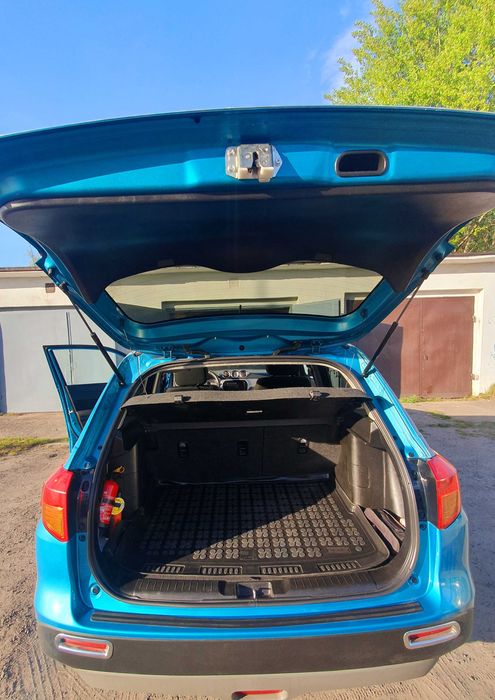 Suzuki Vitara 1.6 Premium POLECAM